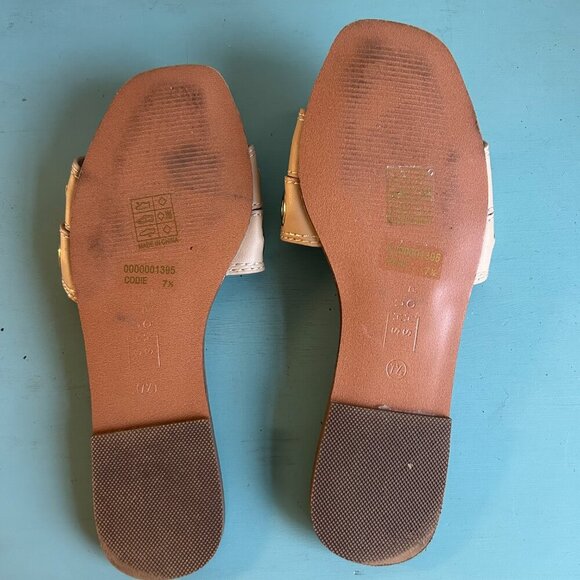 Shu Shop Codie Flat Slip On Sandal in Nude Size 7.5 Gold Eyelets Boho Chic - Picture 7 of 11